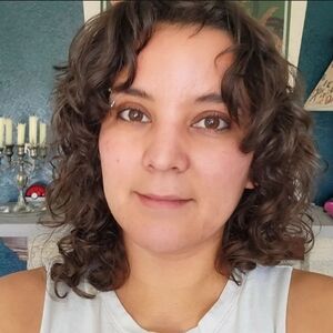 Meet your Posher, Lenei